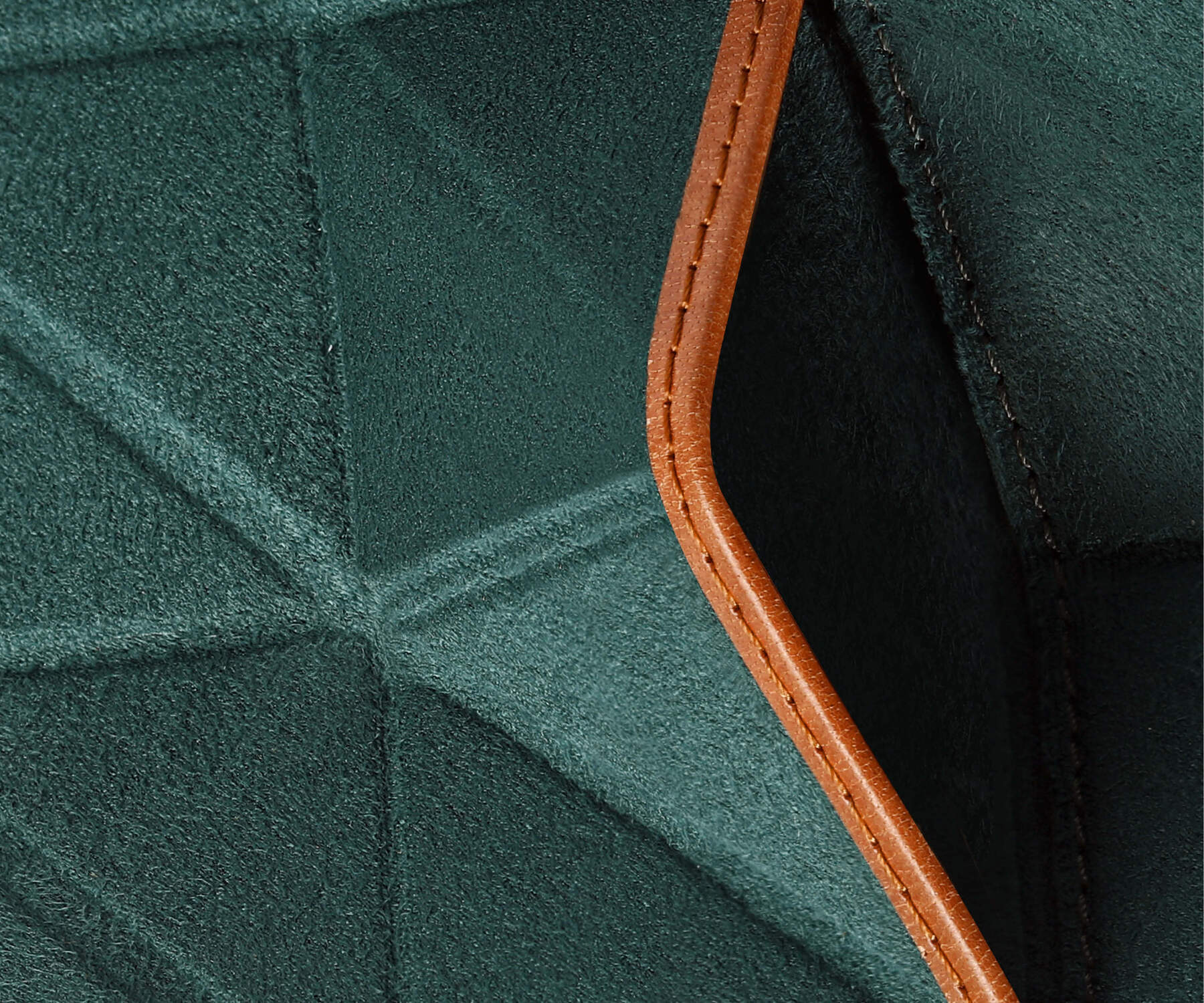 Buy Trigon Large Green Sleeve Bag - Additional Outer Pocket - Taamaa